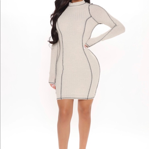 Dress - Picture 3 of 3